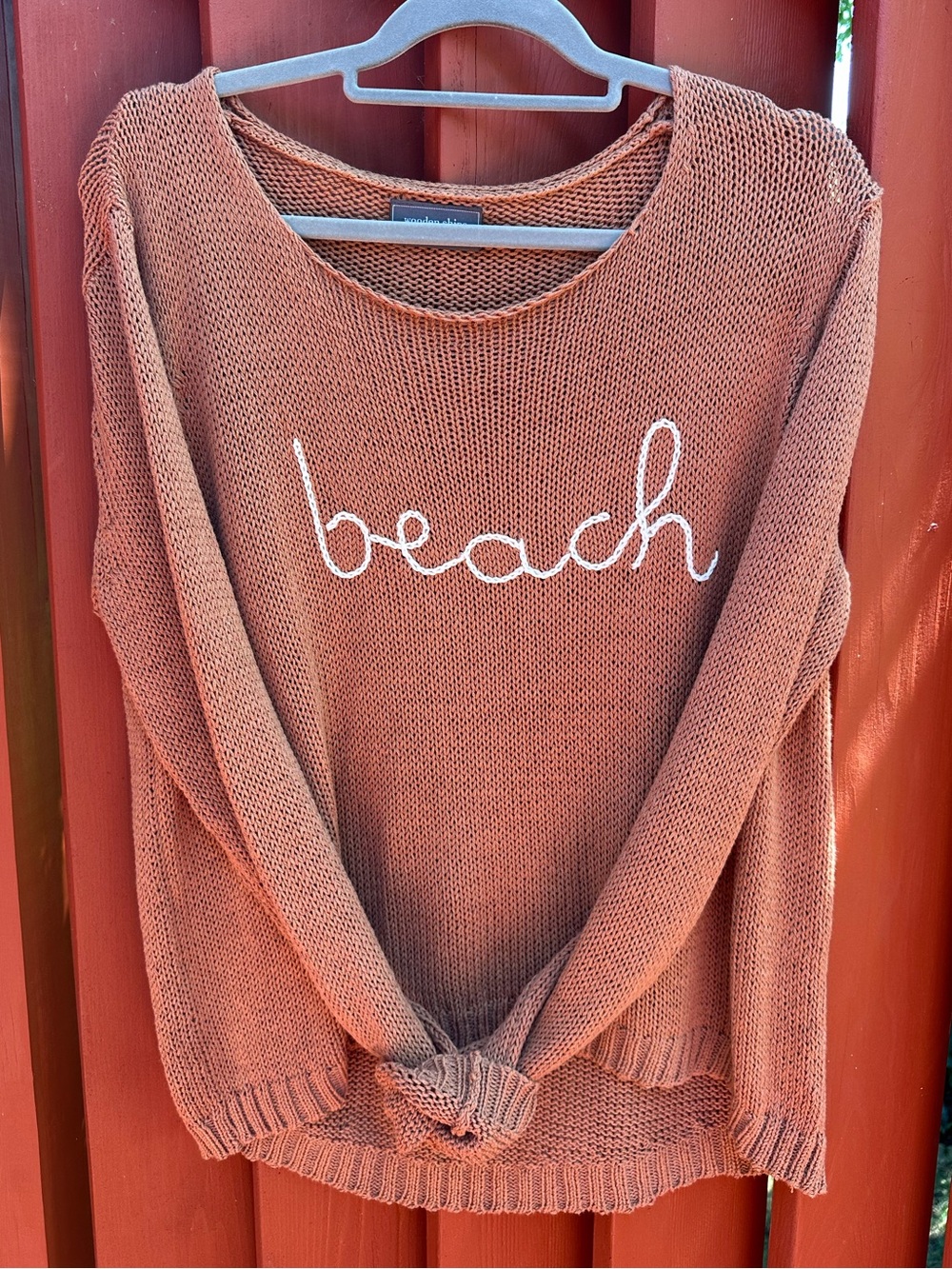 Wooden Ships Beach Script Knit brown Sweater like new Size M/L